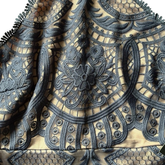 Lulu's NWT Celebrate Life Navy Blue Lace Halter Mini Dress Size Large - Picture 9 of 12